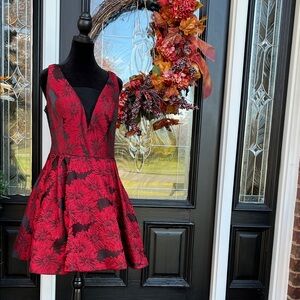 🖤❤️Sherri Hill Mini❤️🖤